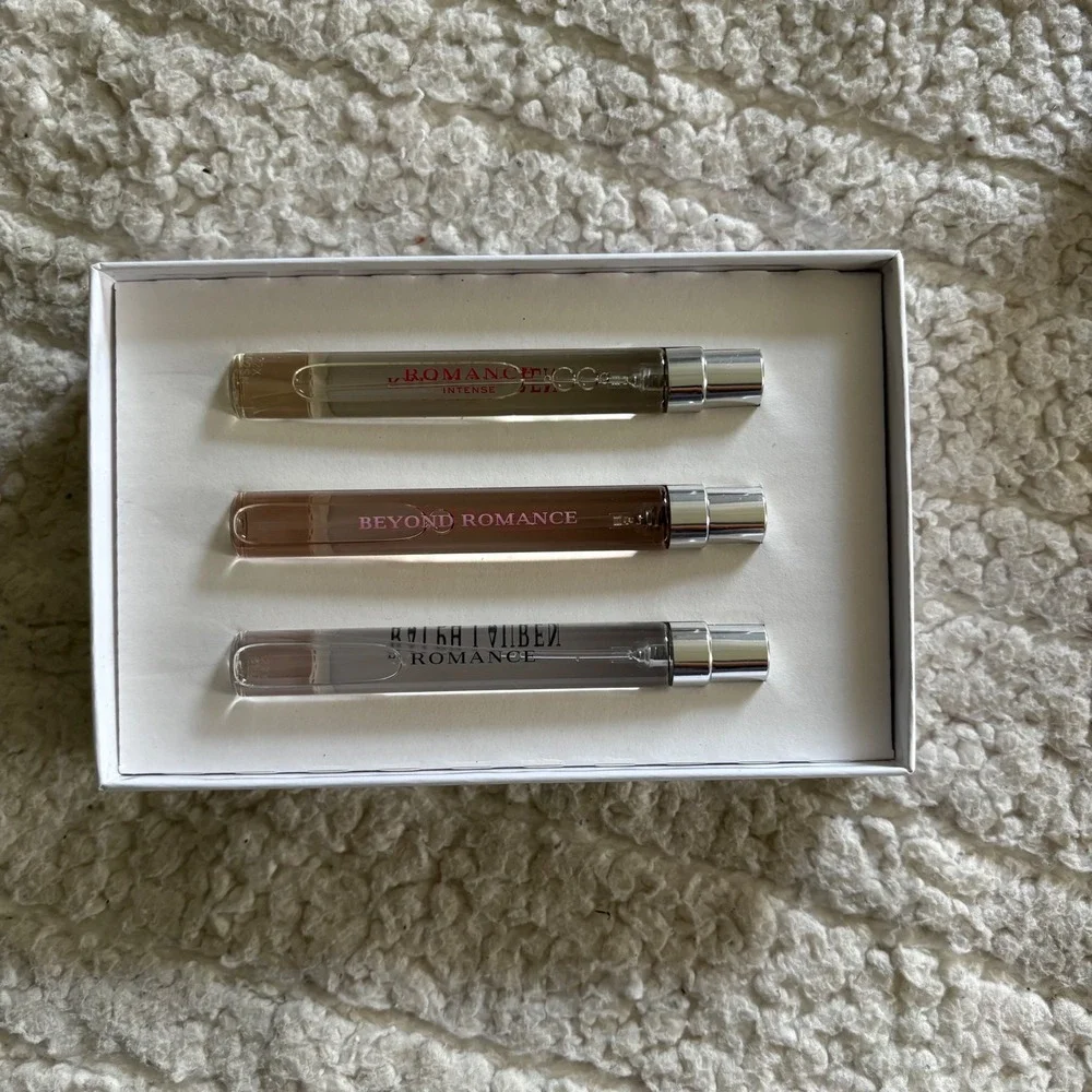 Ralph Lauren Romance 3 Piece Travel Spray Gift Set 10ml Beyond Intense EDP New - Picture 2 of 3